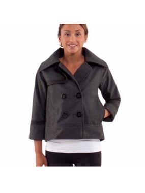 Lululemon Coco soft shell yoga athleisure water wind resistant jacket size 6